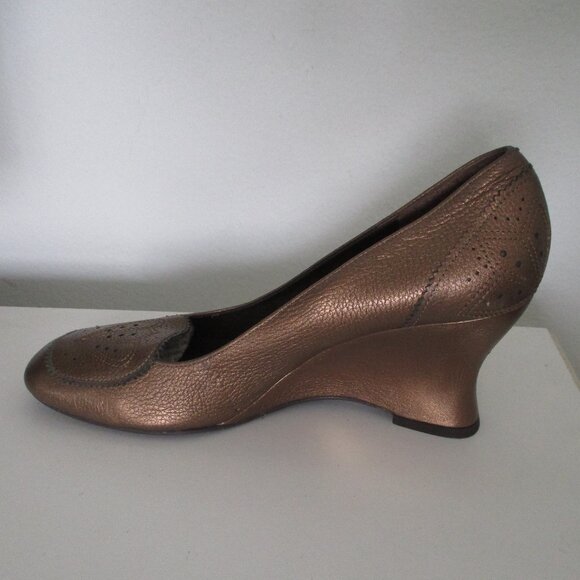 BCBGirls Womens Copper Leather Pump w/3" Wedge Heel - Size 10M or 40 EUR - Picture 7 of 9